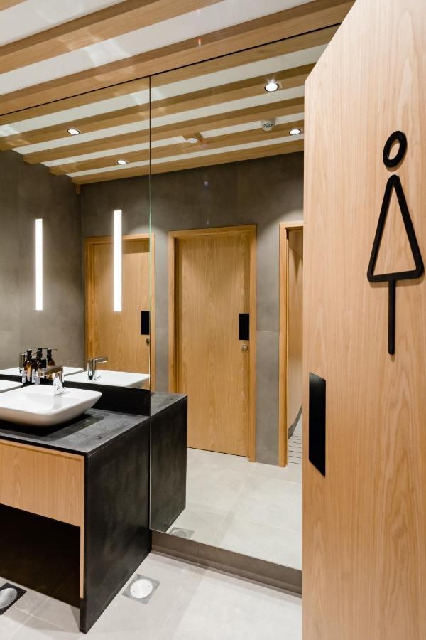 Sleep 'N Fly Sleep Lounge, B-Gates Terminal 3 - Transit Only Hotell Dubai Exteriör bild