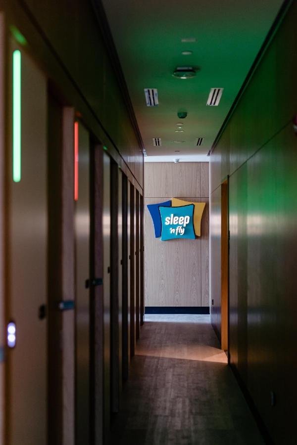 Sleep 'N Fly Sleep Lounge, B-Gates Terminal 3 - Transit Only Hotell Dubai Exteriör bild