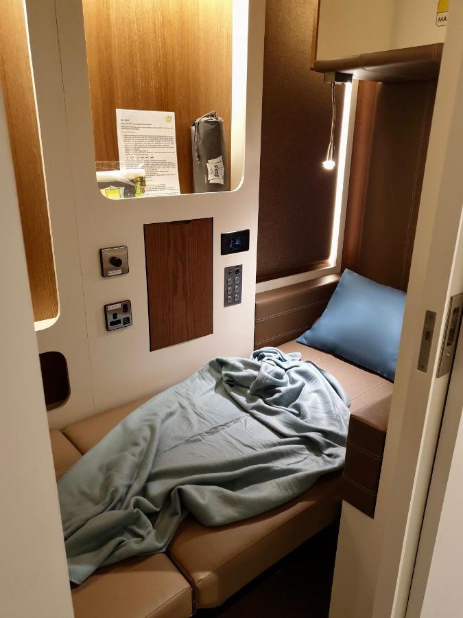 Sleep 'N Fly Sleep Lounge, B-Gates Terminal 3 - Transit Only Hotell Dubai Exteriör bild